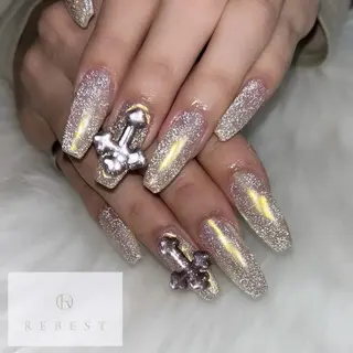 ネイル 南森町rebest 💅nailのネイルデザイン