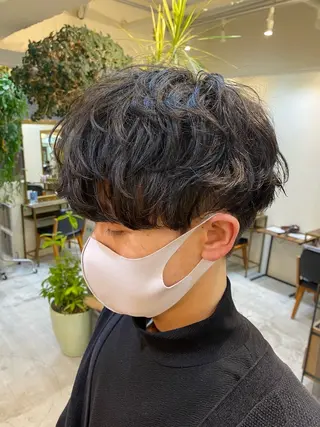 パーマ 韓国レイヤーカット/ ハイトーン/マアヤのヘアスタイル