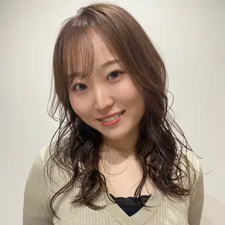 ロング 加藤 のあのヘアスタイル