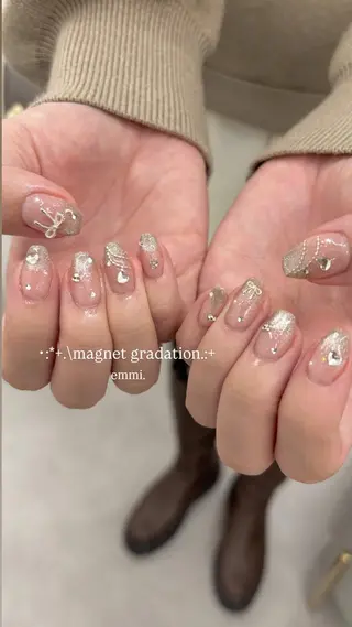 ネイル GO TODAY SHAiRE SALON 表参道colore店所属・emmi nailのネイルデザイン