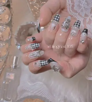 ネイル 23時まで❤︎韓国、 ワンホンネイルのネイルデザイン