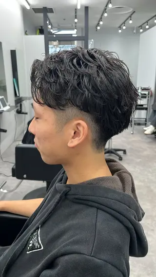 ショート パーマ メンズ men's salon First中崎町店所属・First中崎町 西郡   涼のヘアスタイル
