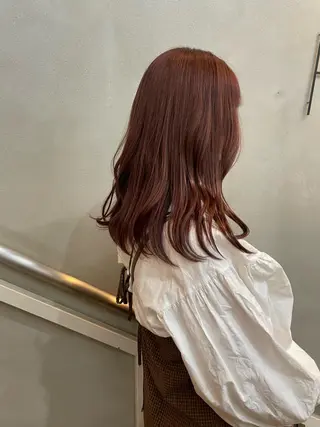 セミロング カラー 佐藤 永夏のヘアスタイル