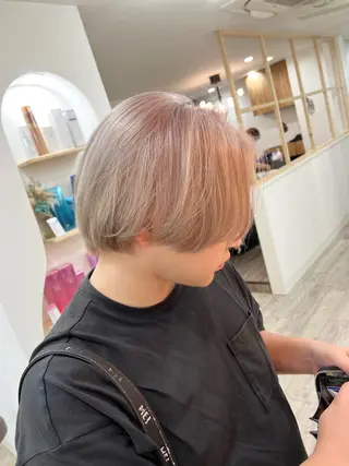 カラー TOKI mahoのヘアスタイル