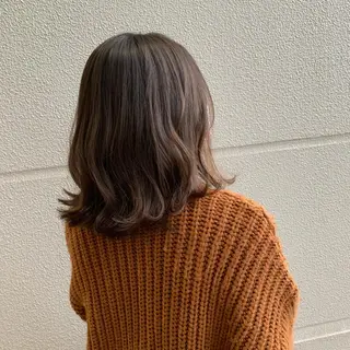 ミディアム 佐々木 優衣のヘアスタイル