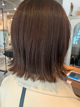 ミディアム カラー ブリーチなしWカラー /地毛風/小林凪沙のヘアスタイル