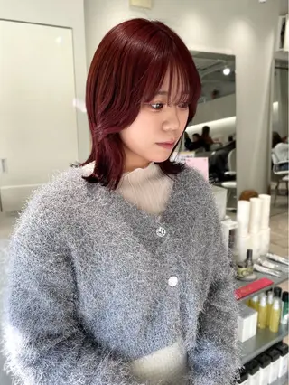ミディアム カラー 林 千聖のヘアスタイル