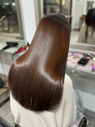 ロング ダメージレスブリーチ /艶髪/横須賀智也のヘアスタイル