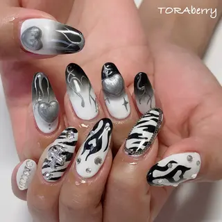 ネイル ネイリスト なつみのネイルデザイン