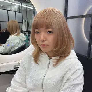 セミロング カラー Ren. 🦋デザインカラーのヘアスタイル