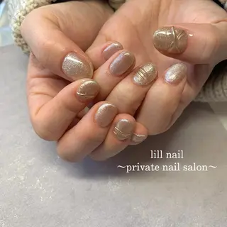 ミディアム pllia beautyのネイルデザイン