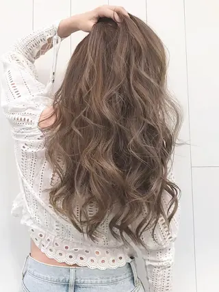 ロング カラー パーマ ヘアアレンジ ITbyALBUM 中野店のヘアスタイル