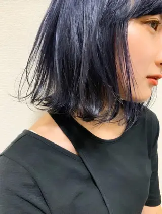 ミディアム カラー 村田 奈月のヘアスタイル