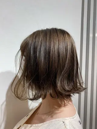 ミディアム ブリーチなしWカラー /酸性ストレート河本のヘアスタイル