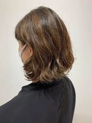 ショート カラー 島袋 ナオユキのヘアスタイル