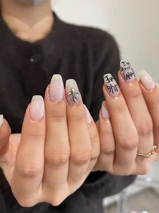 ネイル 8113 海外/y2k/韓国のネイルデザイン