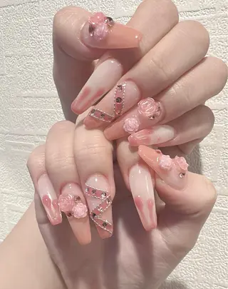 ネイル D-BEAUTY Nailsalonのネイルデザイン