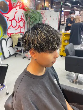 ショート カラー パーマ メンズ メンズパーマ 毛流れ/シャドウのヘアスタイル