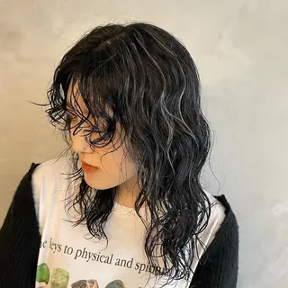 ミディアム カラー パーマ soi 小島陽香のヘアスタイル