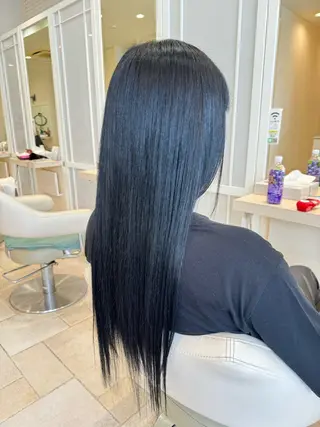 ロング 須賀 一美のヘアスタイル