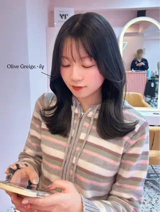 セミロング 透明感カラー♡ 渋谷美容室￤Rinaのヘアスタイル