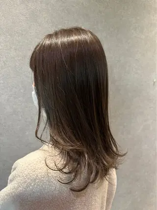 セミロング カラー 艶カラー 🎀良川琴奈のヘアスタイル