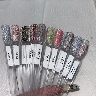 ネイル y kokonaのネイルデザイン