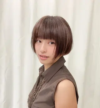 ショート カラー ヘアアレンジ au美容室所属・au栄矢場町 水素髪質改善Tのヘアスタイル