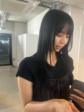 ロング カラー anon Loemのヘアスタイル