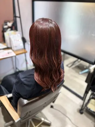 カラー 西原 愛紗のヘアスタイル