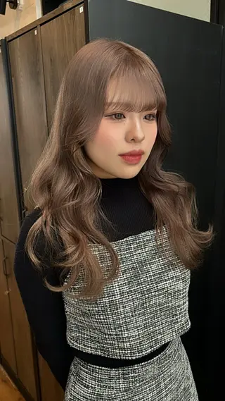 ロング カラー 🩰nanaka 🩰のヘアスタイル