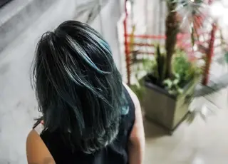 ロング Armoire所属・安藤悠里/ハイトーン /デザインカラーのヘアスタイル