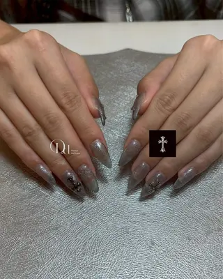 ネイル D.d Ayaのネイルデザイン