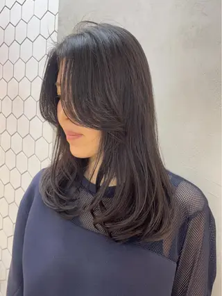 セミロング Viot 銀座 樋口 桃佳のヘアスタイル