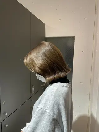 ミディアム カラー ヘアアレンジ 秋山 裕香のヘアスタイル