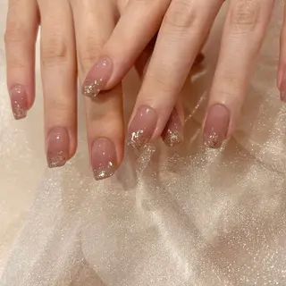 ミディアム Nishiyama Honokaのネイルデザイン