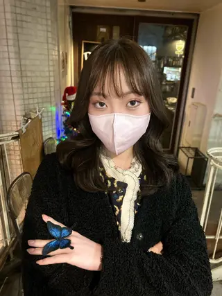 セミロング 透明感カラー/ 個性派🩶LANAのヘアスタイル