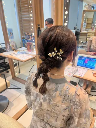 ミディアム ヘアアレンジ 暖色カラー💖/ アレンジ🎀/YUIのヘアスタイル