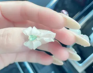 ネイル KARI ネイルサロンのネイルデザイン