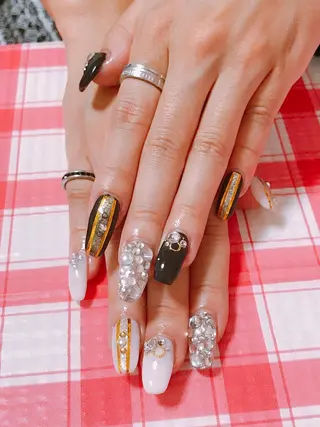 ネイル 藤 あやのネイルデザイン