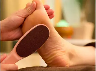 小顔・毛穴・たるみ ネイル　似内真樹のエステ・リラクイメージ