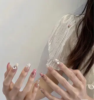 ネイル Theone栄店 赤松のネイルデザイン