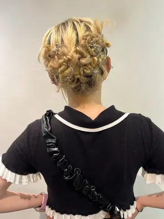ヘアアレンジ 💖デザインカラー/ タダ ハナカ💖のヘアスタイル