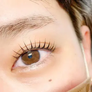 マツエク・マツパ eyedesign MOCO　みさきのマツエク・マツパデザイン