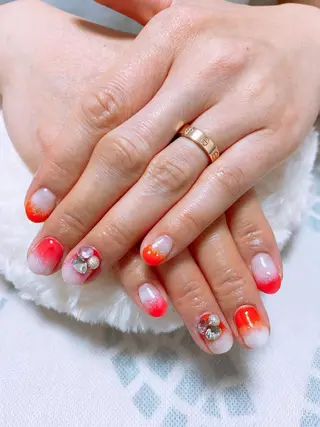 ネイル The Best Beauty受付担当のヘアスタイル