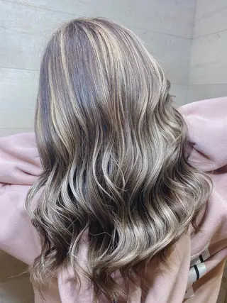 ロング カラー 髪質改善×矯正🫧 韓国ヘアasamiのヘアスタイル