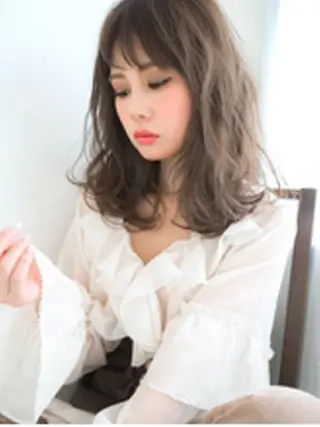 ミディアム カラー パーマ ヘアアレンジ ババ リョウゴのヘアスタイル