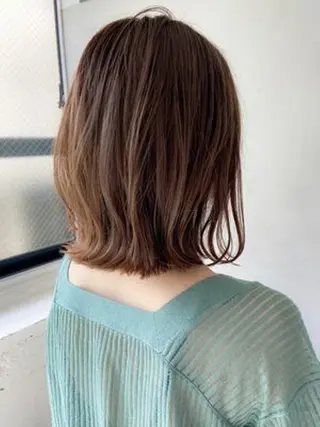 ミディアム カラー VALOR所属・✨ミニモ学割のみ✨ 学生さま応援企画ですのヘアスタイル