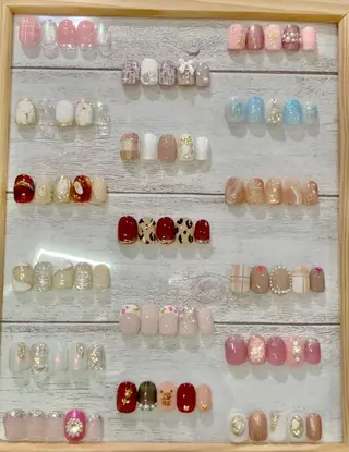 ネイル マツエク・マツパ アイブロウ Nail&eye Belire 新宿のネイルデザイン