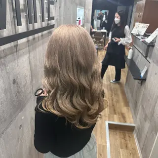 ロング カラー _white南海難波店所属・髪質改善/ウスイ アイキ/_WHITEのヘアスタイル